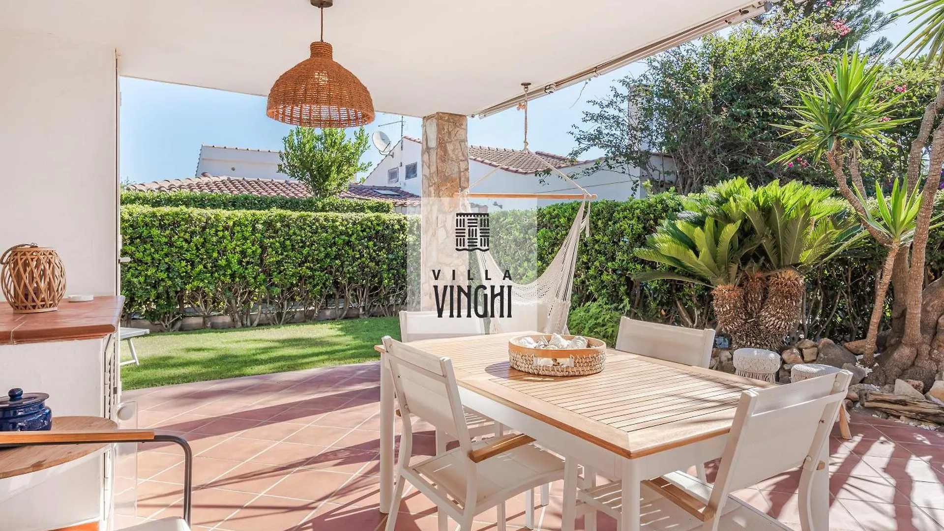 Επικοινωνία με το Villa Vinghi - Villasimius
